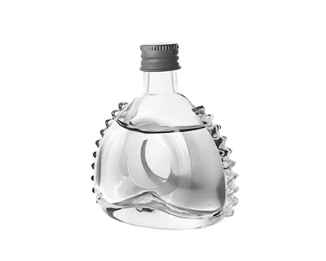 Garrafas de vidro Triângulo 50ml únicas e elegantes com tampas de parafuso para vários espíritos